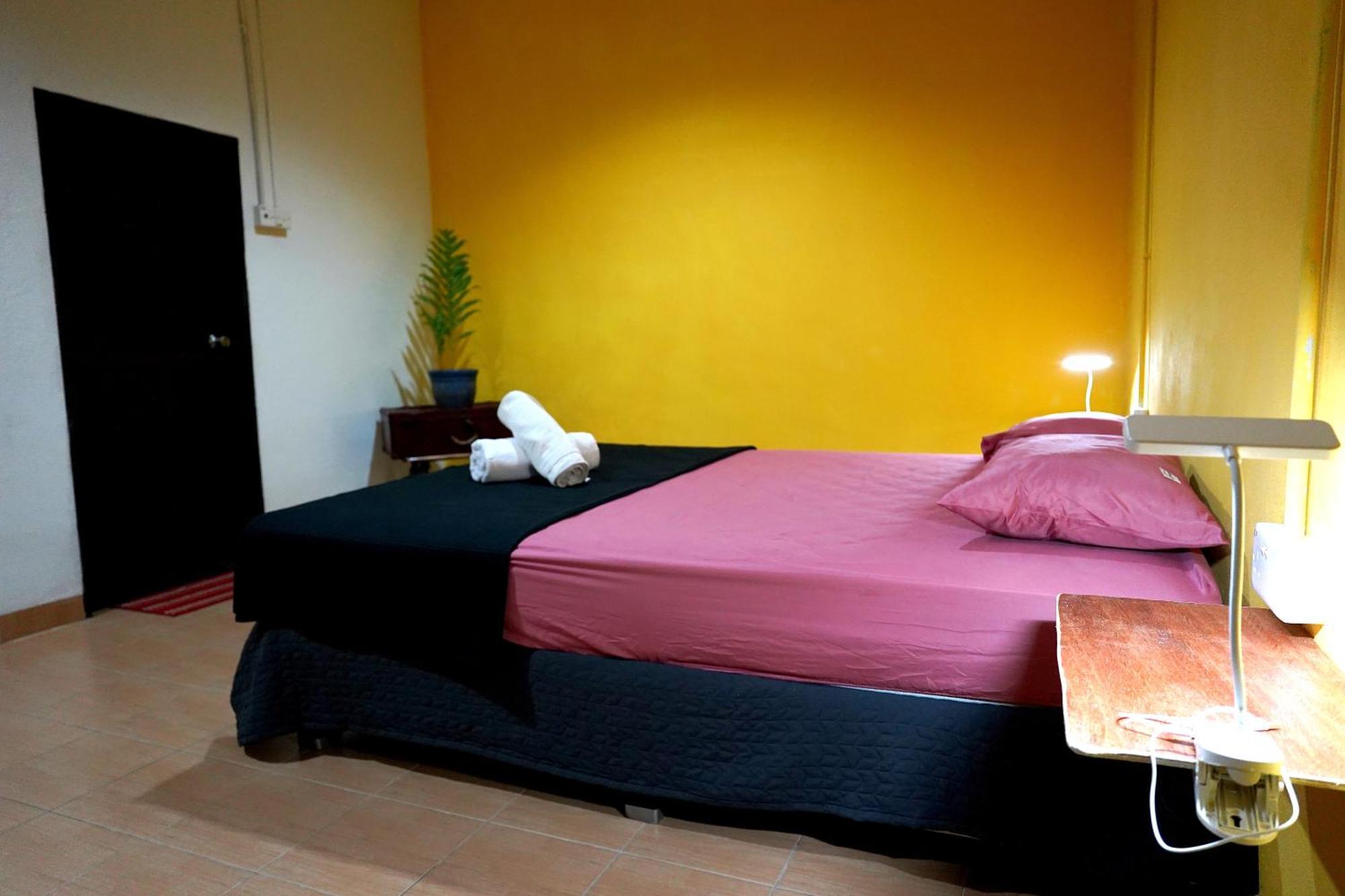 Home Sol Guesthouse Pantai Cenang  Exterior photo