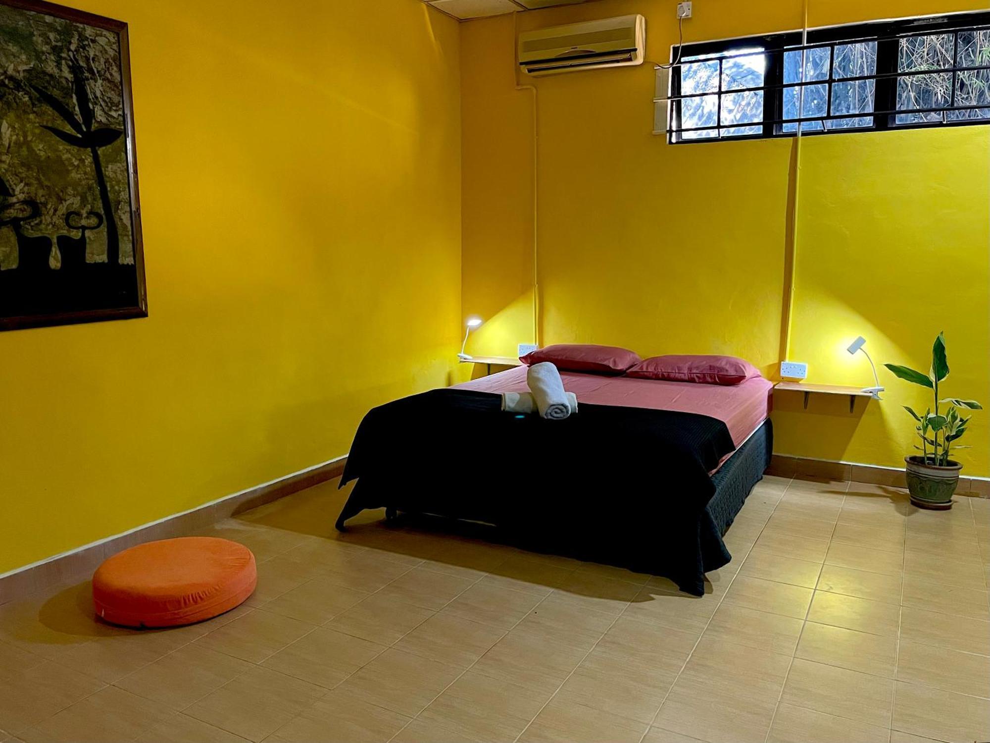 Home Sol Guesthouse Pantai Cenang  Exterior photo